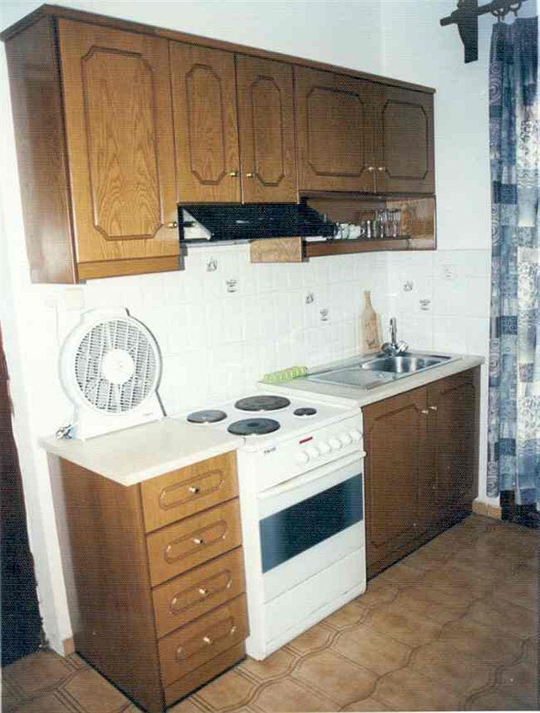 Elena Apartments 'The Family' Ханья Экстерьер фото